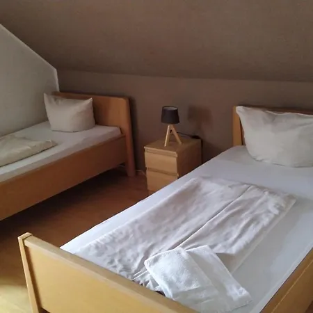 شقة Gasthof Tatenhausen Apartments